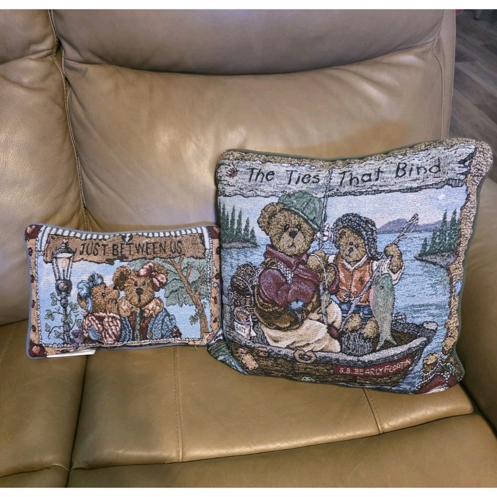 Boyds Bears & Friends Tapestry Throw Pillow Set Fishing‎ Lake Cabin Decor USA